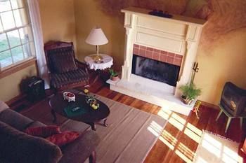 Back Forty Of Fredericksburg Bed & Breakfast Екстериор снимка